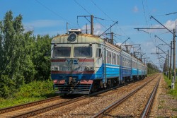 ЭР9Т-672 (Приміська пасажирська компанія УЗ)